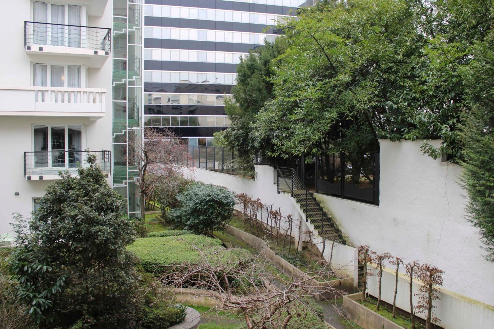 Bright Studio Of 29M With Wifi Near Paris Іссі-ле-Муліно Екстер'єр фото